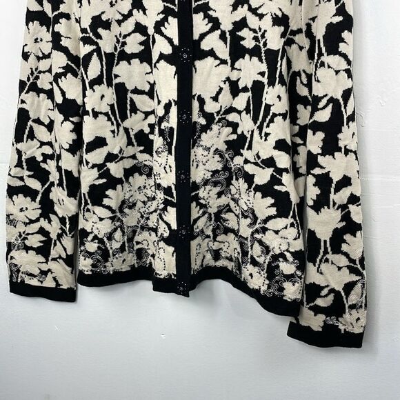 Amber Sun Merino Wool Cardigan Sweater Floral print with embroidery size Large - Picture 3 of 13